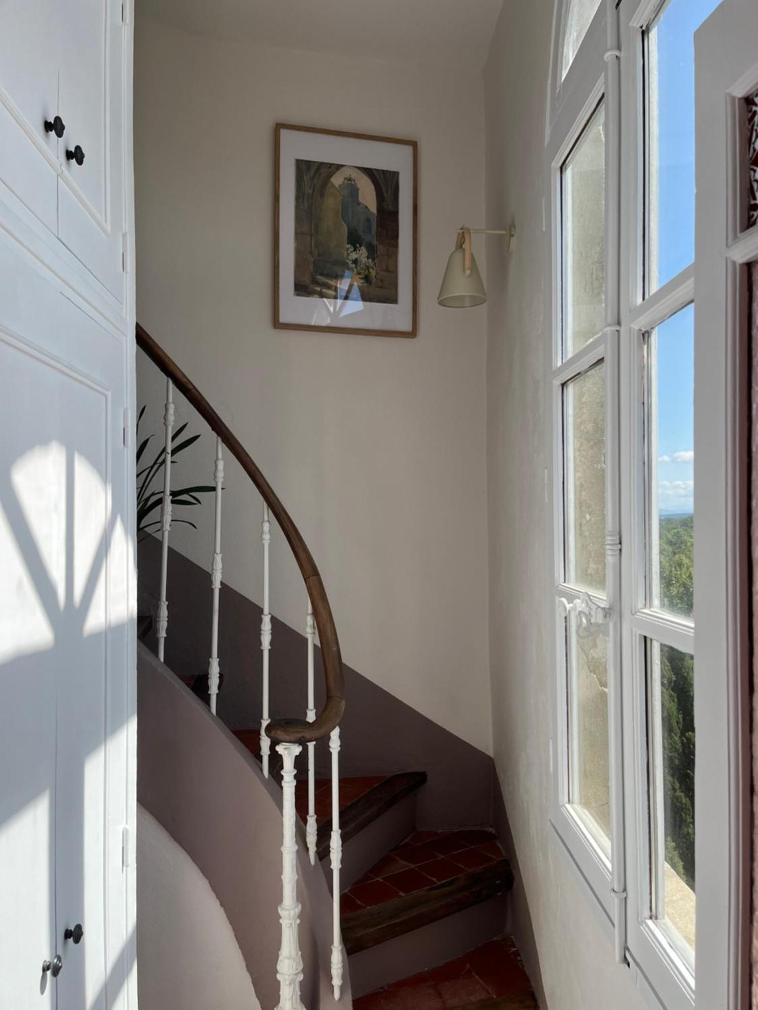 Charmante Petite Maison Avec Vue Panoramique, En Centre Historique, Proche D'Avignon, Ancienne, Renovee, Climatisee, Terrasse, Parking Public Gratuit Villeneuve-lès-Avignon Exterior foto